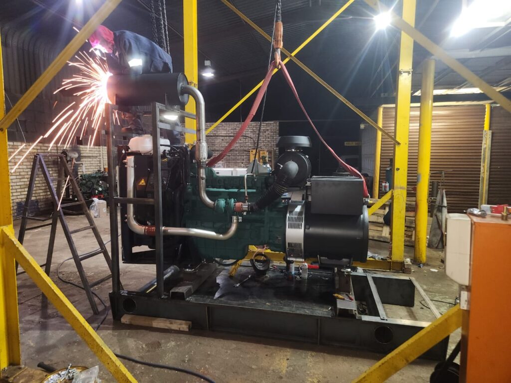 200 KVA open set Volvo AMF